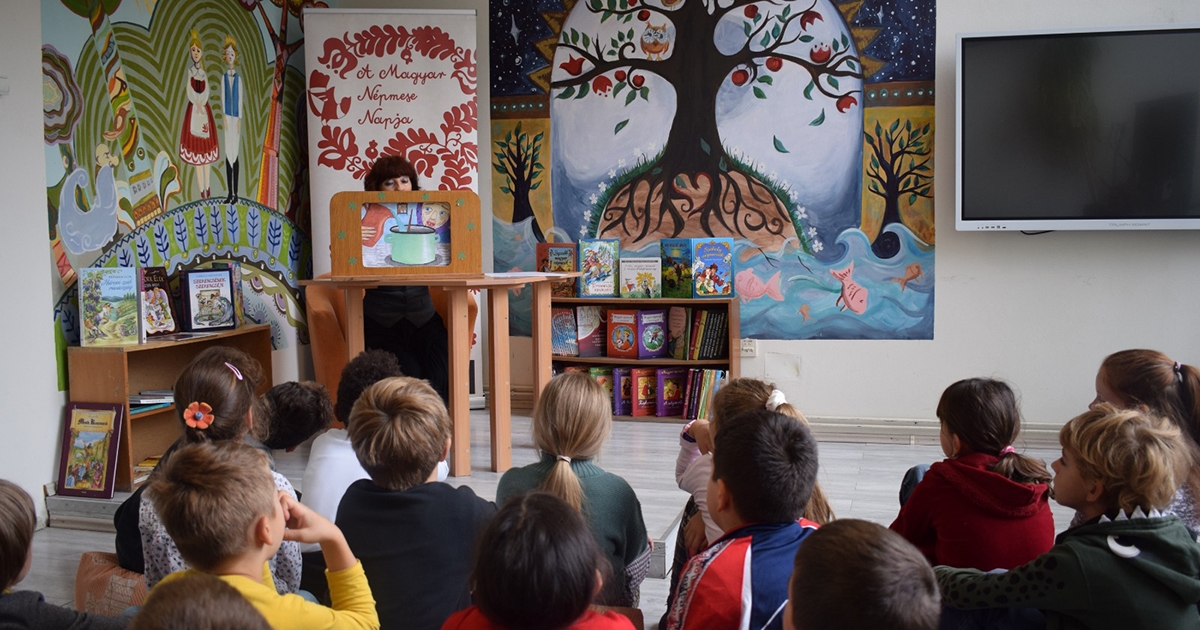 Főszerepben a népmese